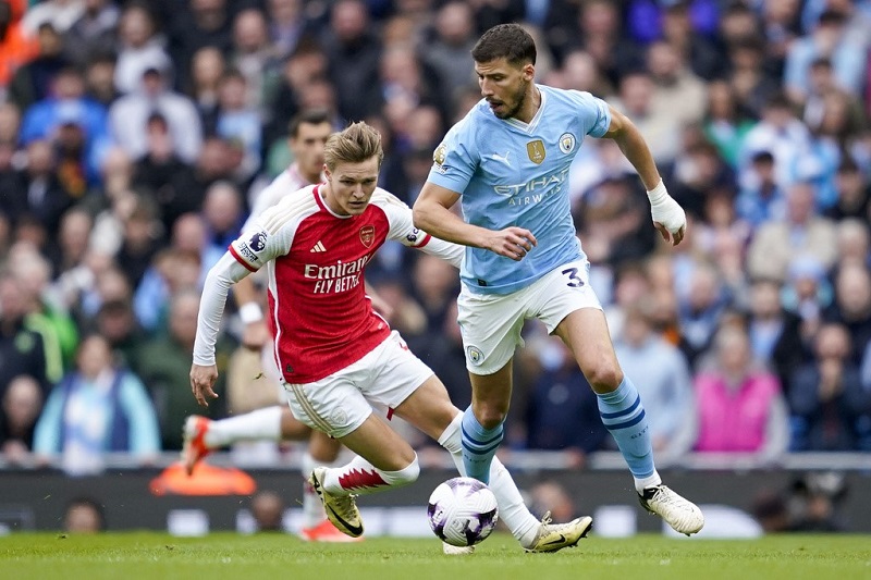 jeff-stelling-arsenal-da-qua-de-chung